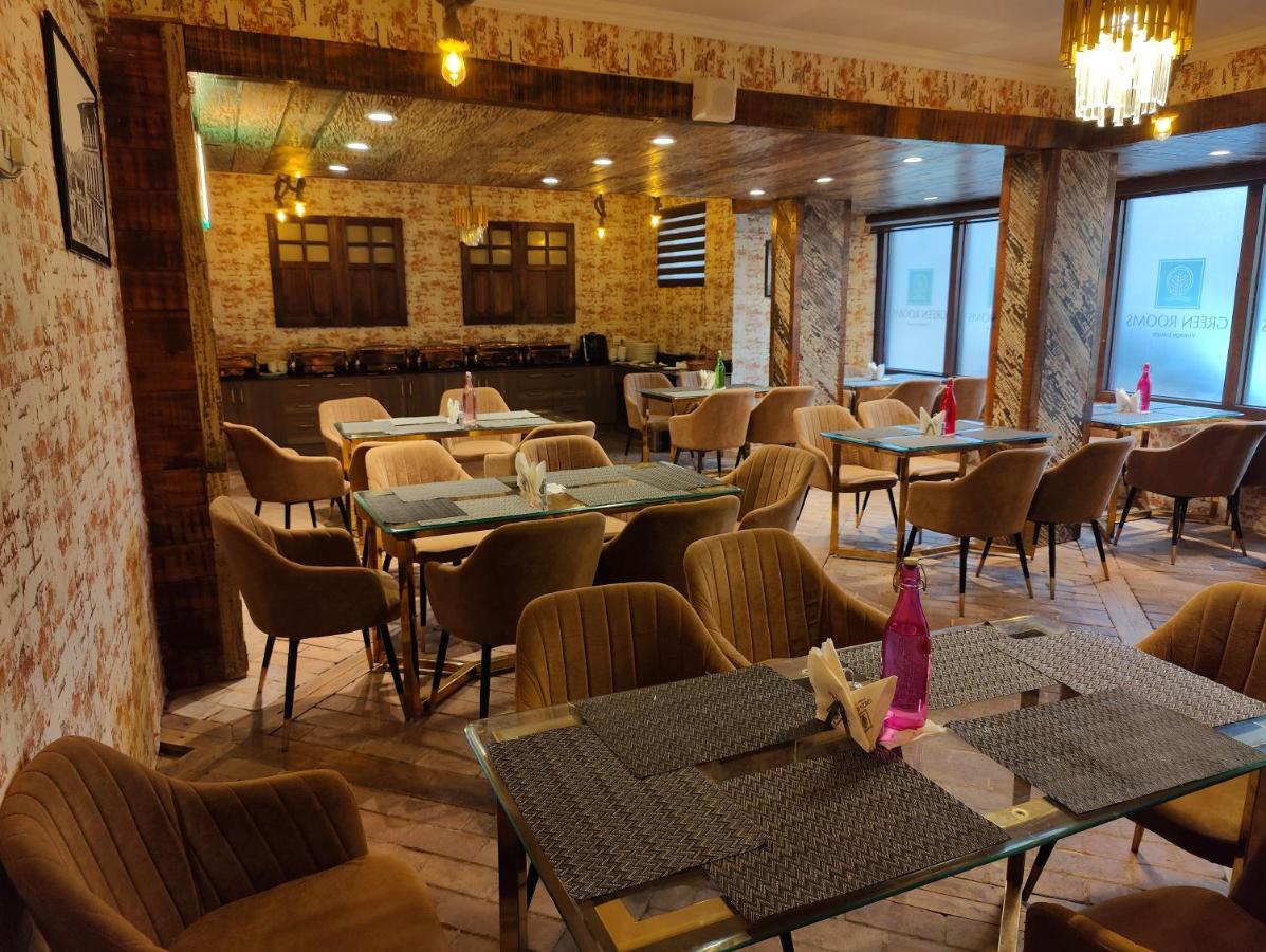 Hotel Green Rooms Srinagar  Exterior photo